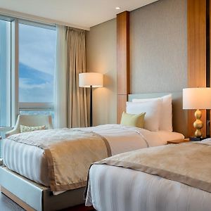 Club Deluxe Twin Room